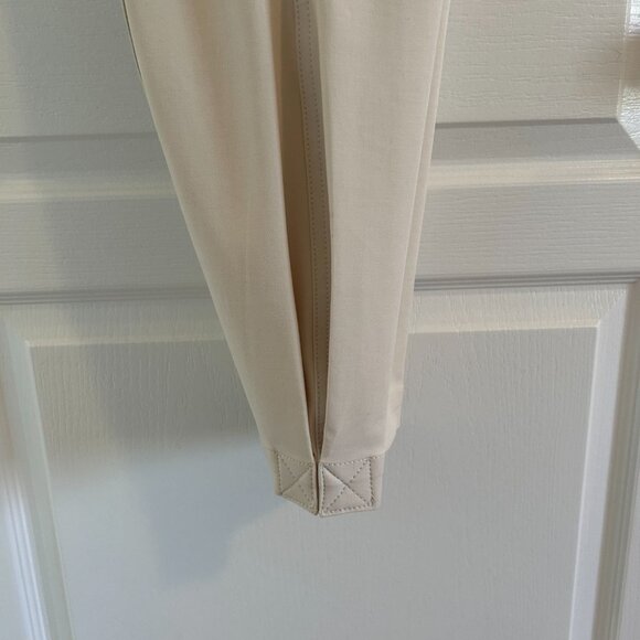 Banana Republic Refined Cargo Pants with Belt – Size 2 -Cream - Picture 2 of 6